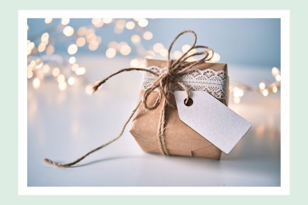 Idee Upcycling alte Kalenderblätter - Geschenkverpackung